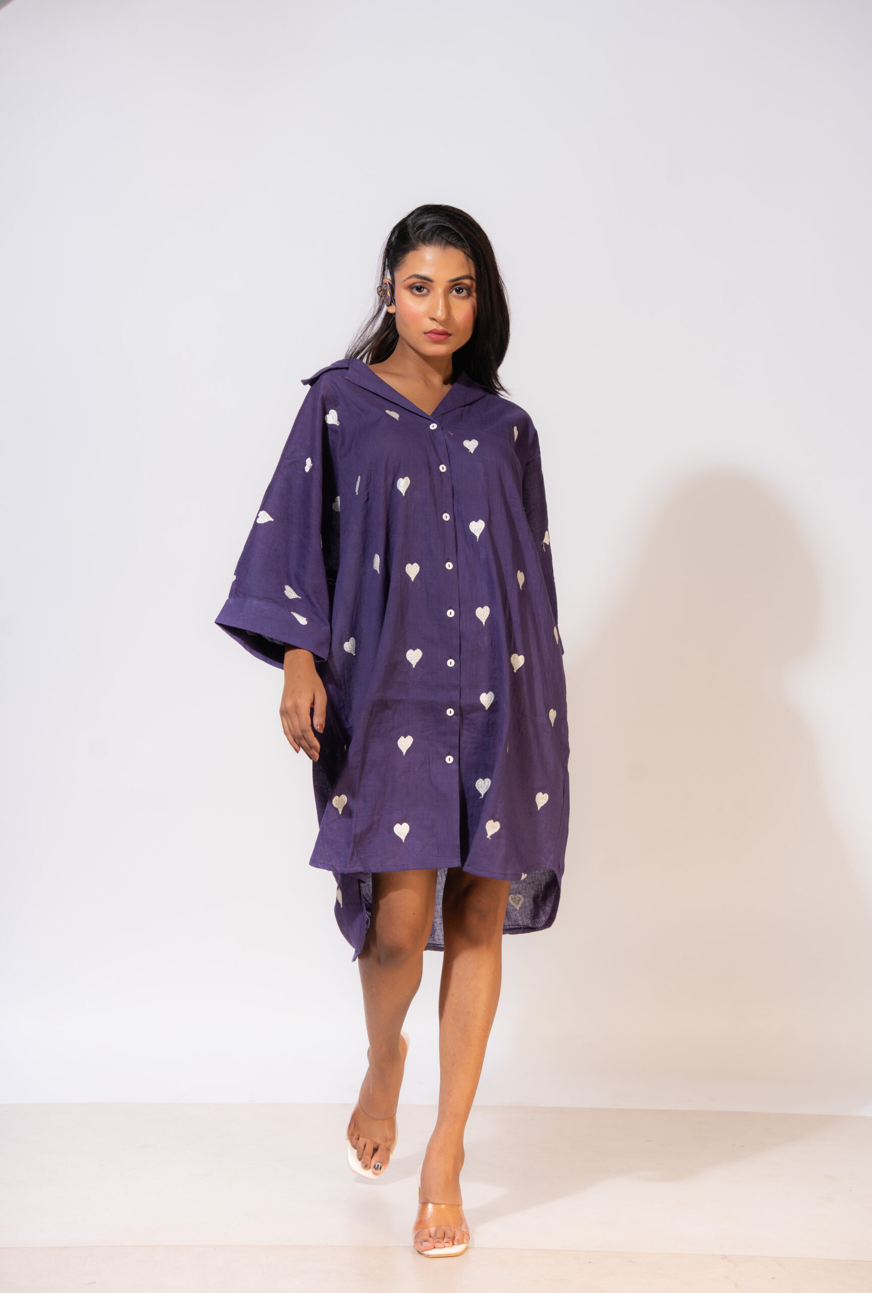 Boxy Shirt Dress – With Hearts 02